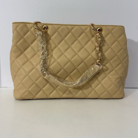 Grace Elizabeth Large Tote Style Purse - Picture 3 of 16